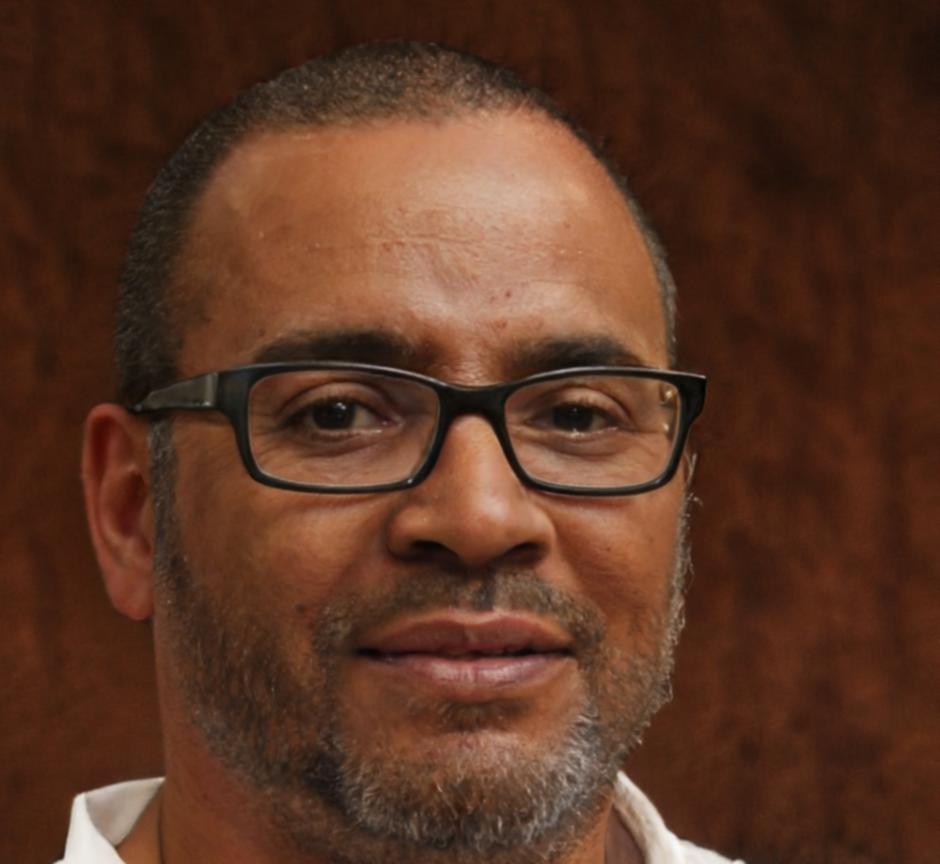 Kieran Blackwood, Senior Financial Analyst